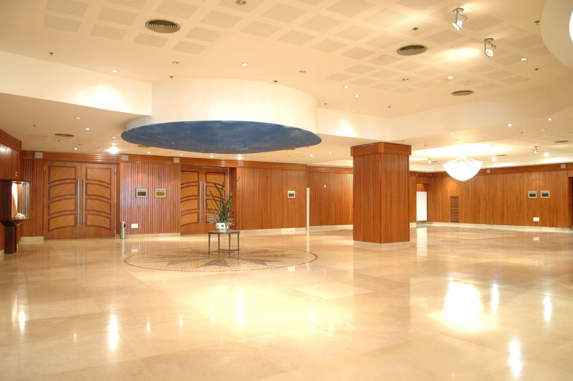 Royal Dead Sea - Hotel & Spa En Bokek Zewnętrze zdjęcie